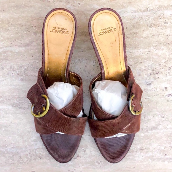 JOAN& DAVID Reptile Embossed Leather Buckle Sandal - Picture 11 of 13